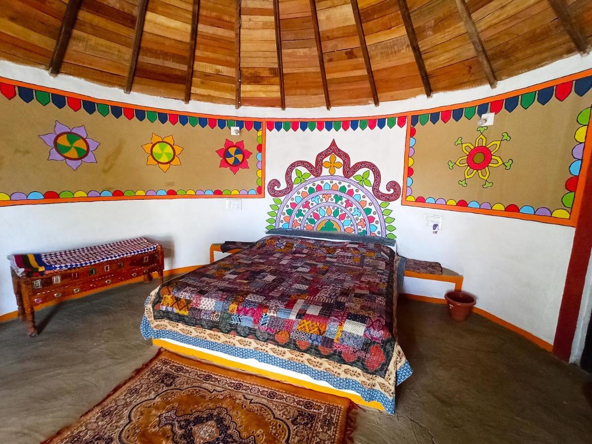 Banni Village Resort - Rann Of Kutch Bherandiala Exterior photo